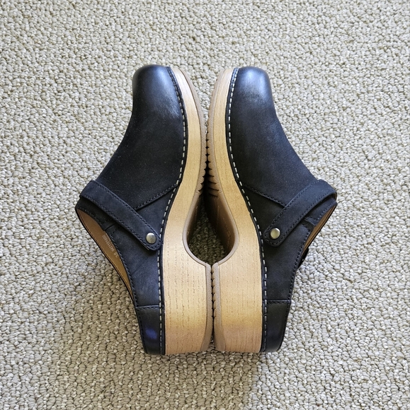 Dansko clogs - Picture 3 of 9